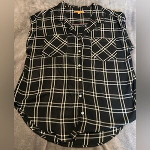 Chic Black and White Plaid Shirt